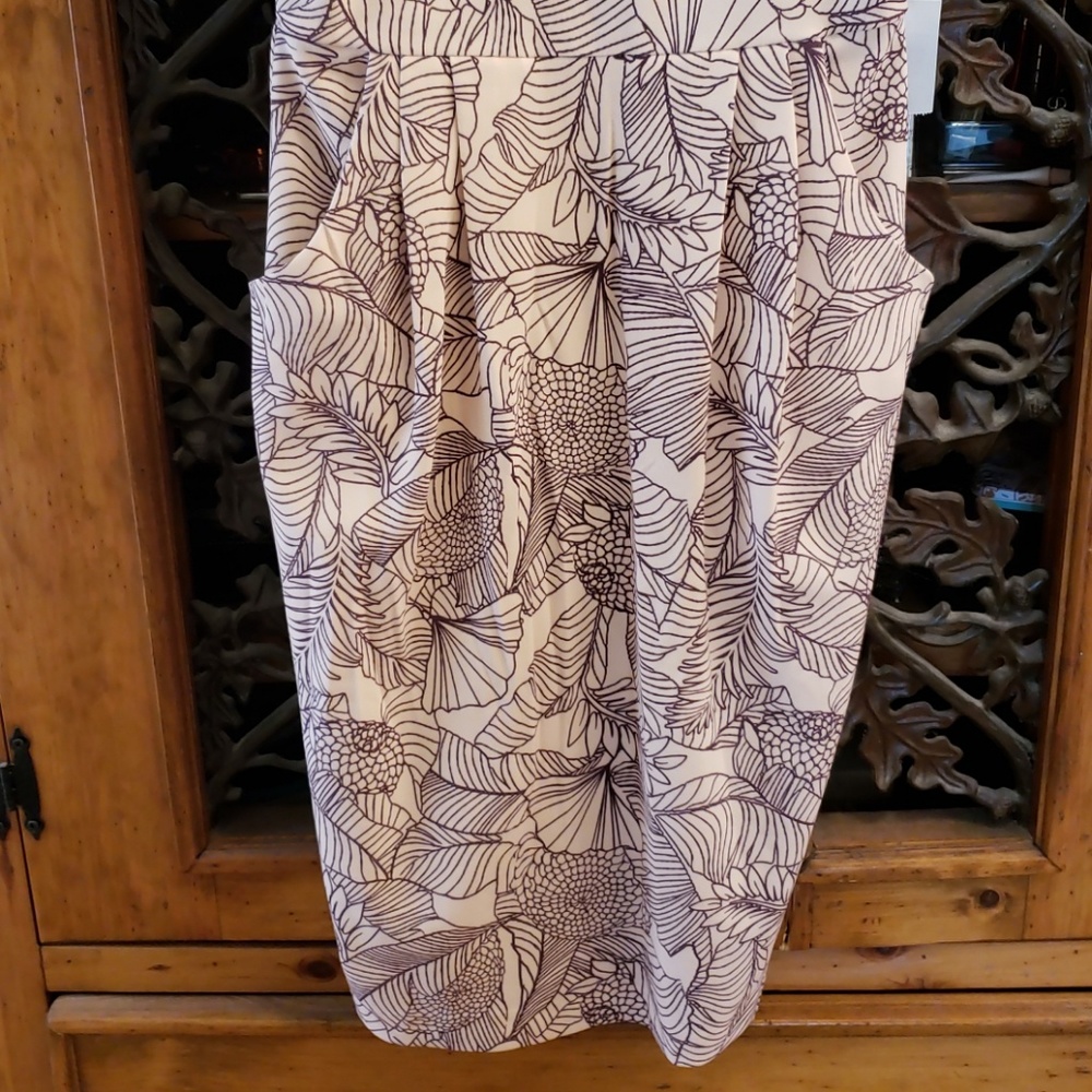 Dress - Picture 3 of 5
